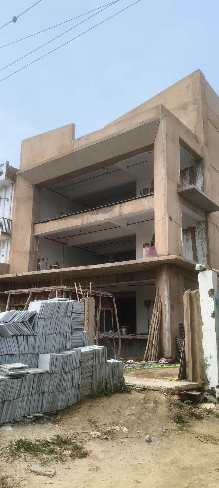 450 sq mtr industrial Building in Ecotech 3 UK 2 Greater Noida
